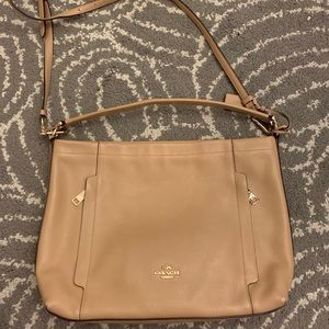 Coach bag like new. I only used it few times.